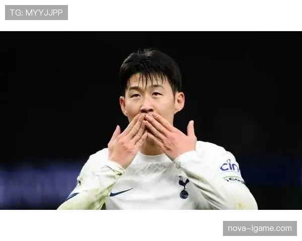 孙兴慜赛场敬军礼彰显拼搏精神，状态回暖引关注