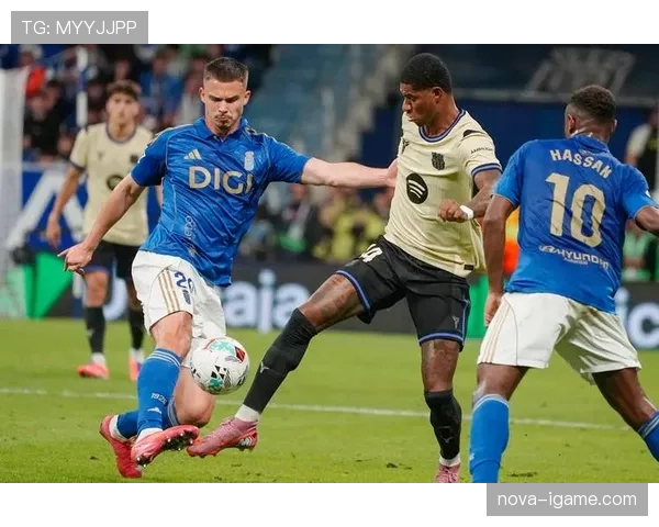 塞维利亚主帅战术灵活奏效，球队状态回升剑指新高峰